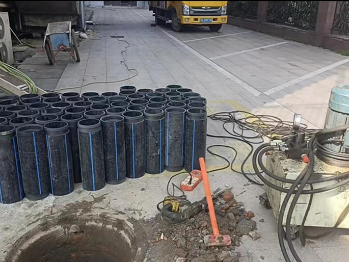 沧源PE置换管厂家 DN315置换管 非开挖管短管置换